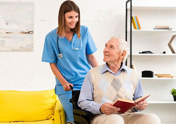 nurse-and-oldman